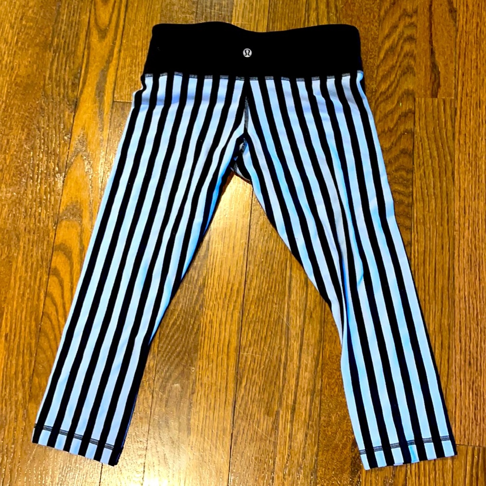 Lululemon Capri pants 👖